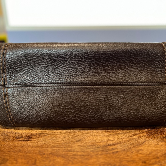 Tod's Authentic Mocassino Zip tote Bag Brown RARE Made IN Italy - Picture 6 of 10